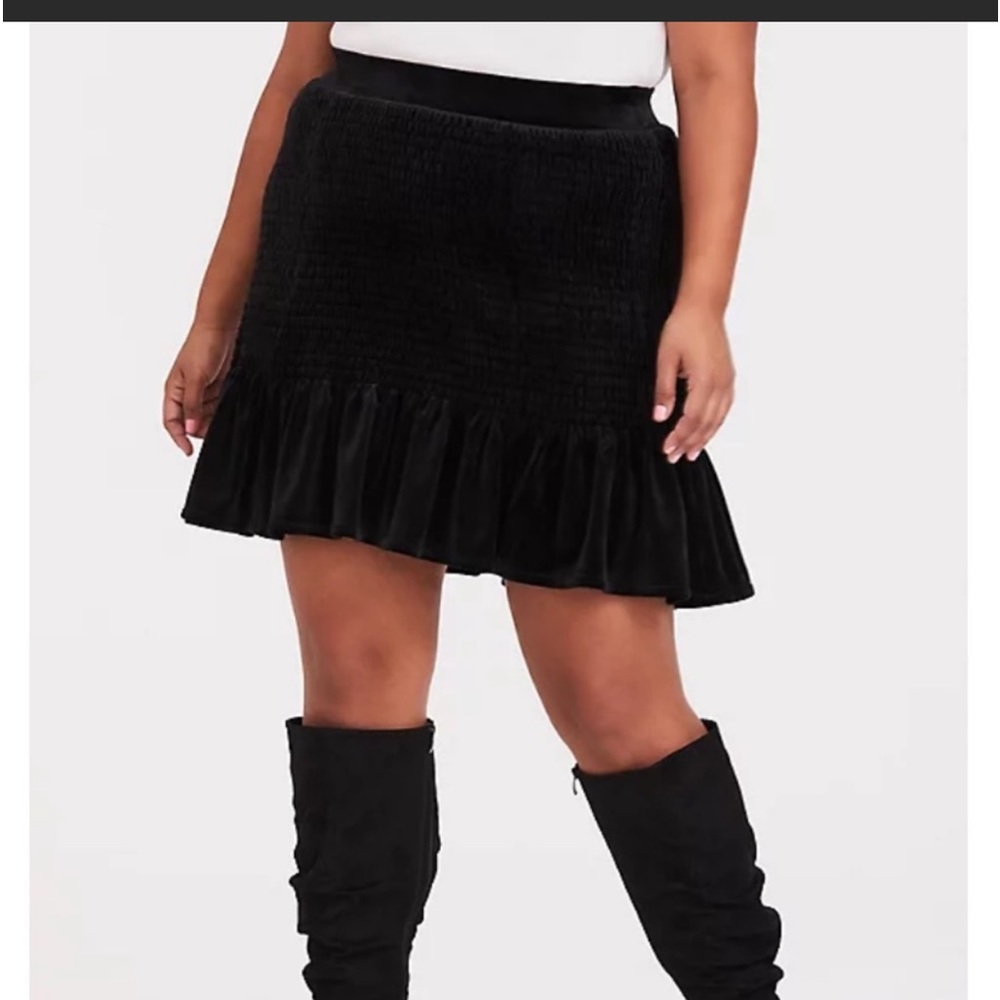 Torrid - Velvety skirt with ruffle bottom